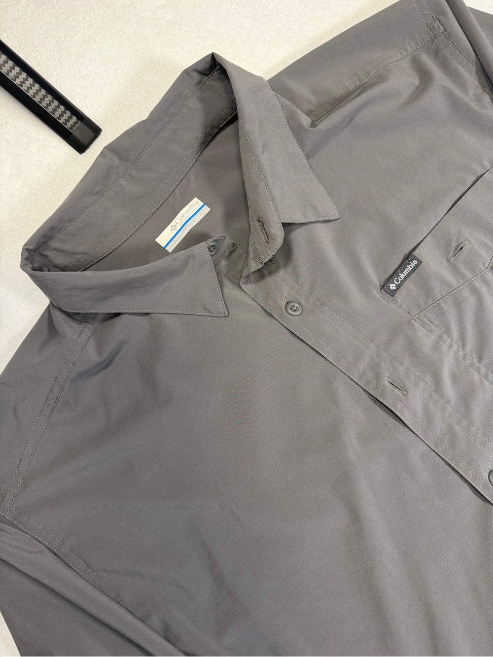Columbia Grey Performance Button Up Shirt Men’s XL Lightweight Fishing Hiking - Picture 3 of 6